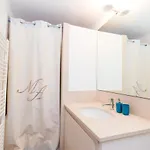 Luxury By And So לצ'ה